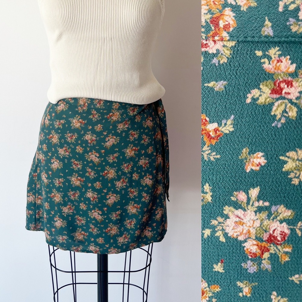 American Eagle Floral Wrap Mini Skirt Teal Green XS Boho Cottagecore